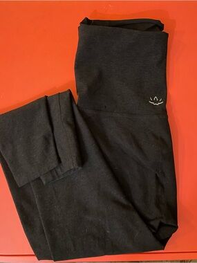 Beyond the Bump Black Leggings